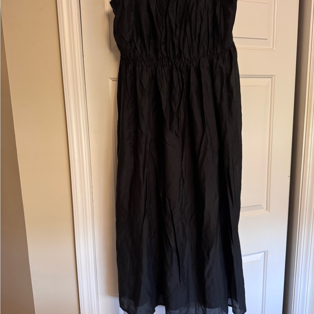 Elegant Black Strapless Dress
